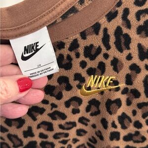 Nike leopard print plus size fleece sweatshirt